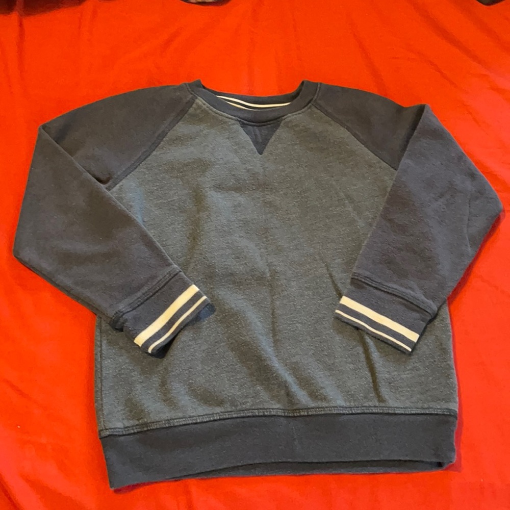 🎉3 for $10🎉 Boys sweatshirt
